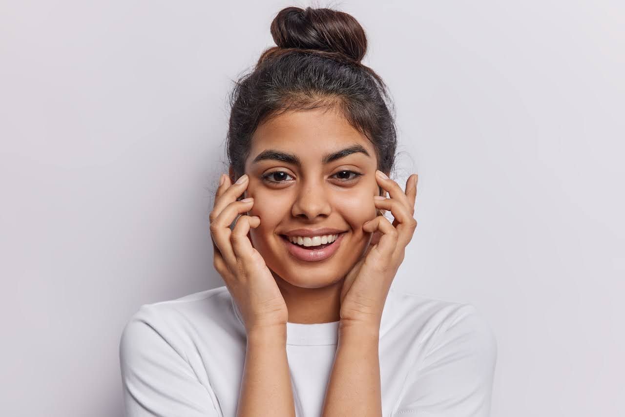 infographic for HOW TO ADDRESS COMMON TEEN SKIN CONCERNS